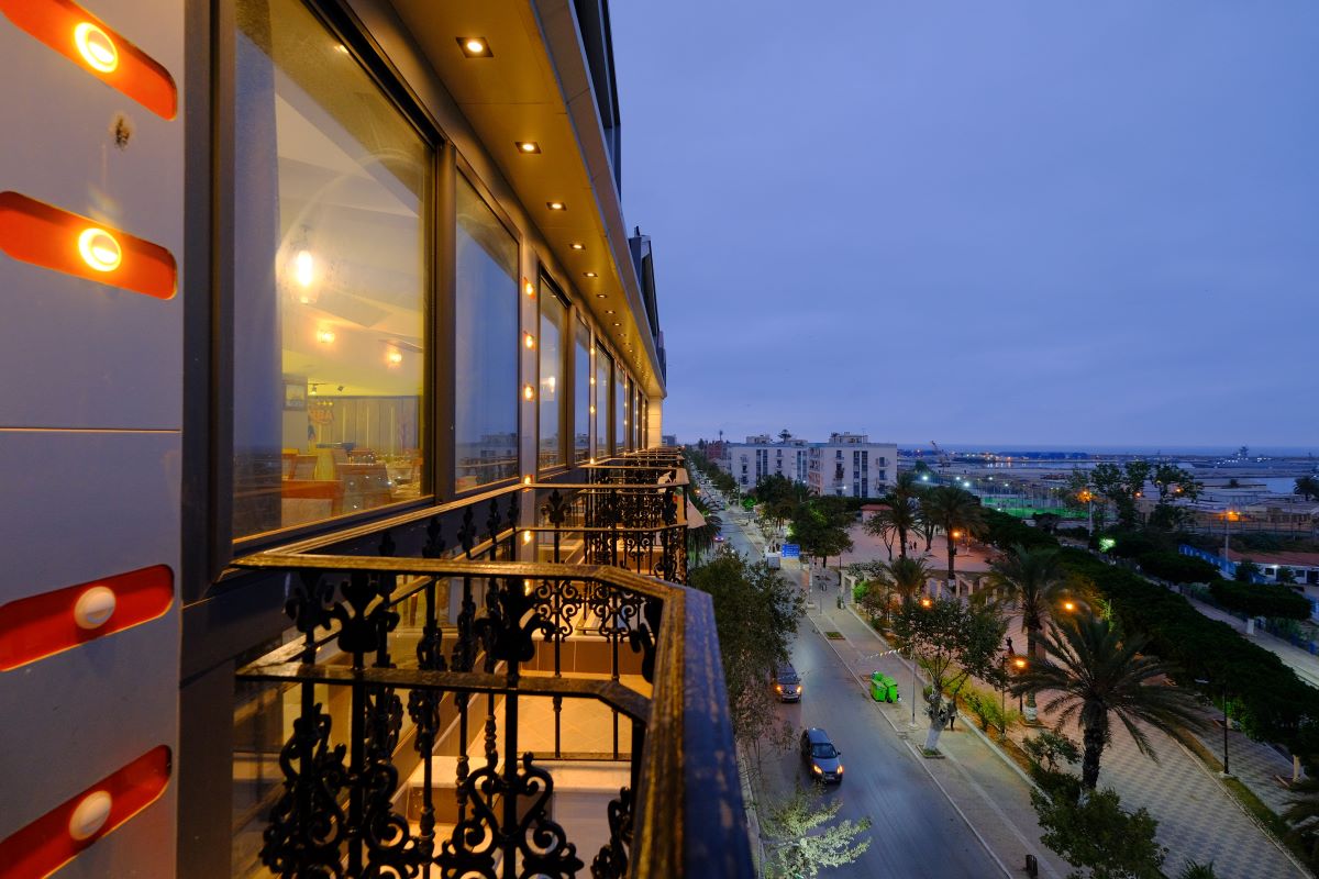 وصول للشاطئ