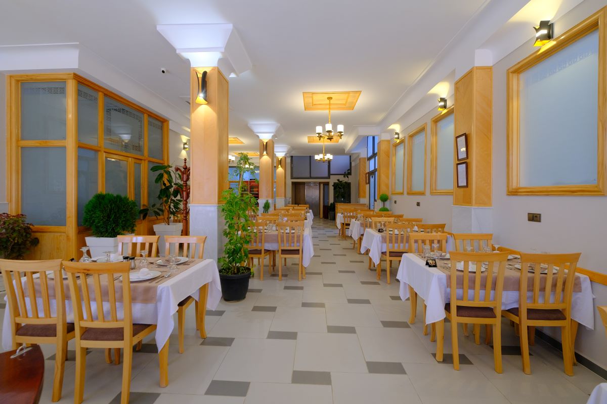 المطعم الرئيسي