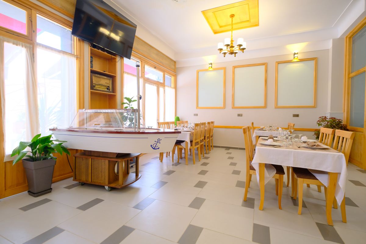 قاعة المطعم